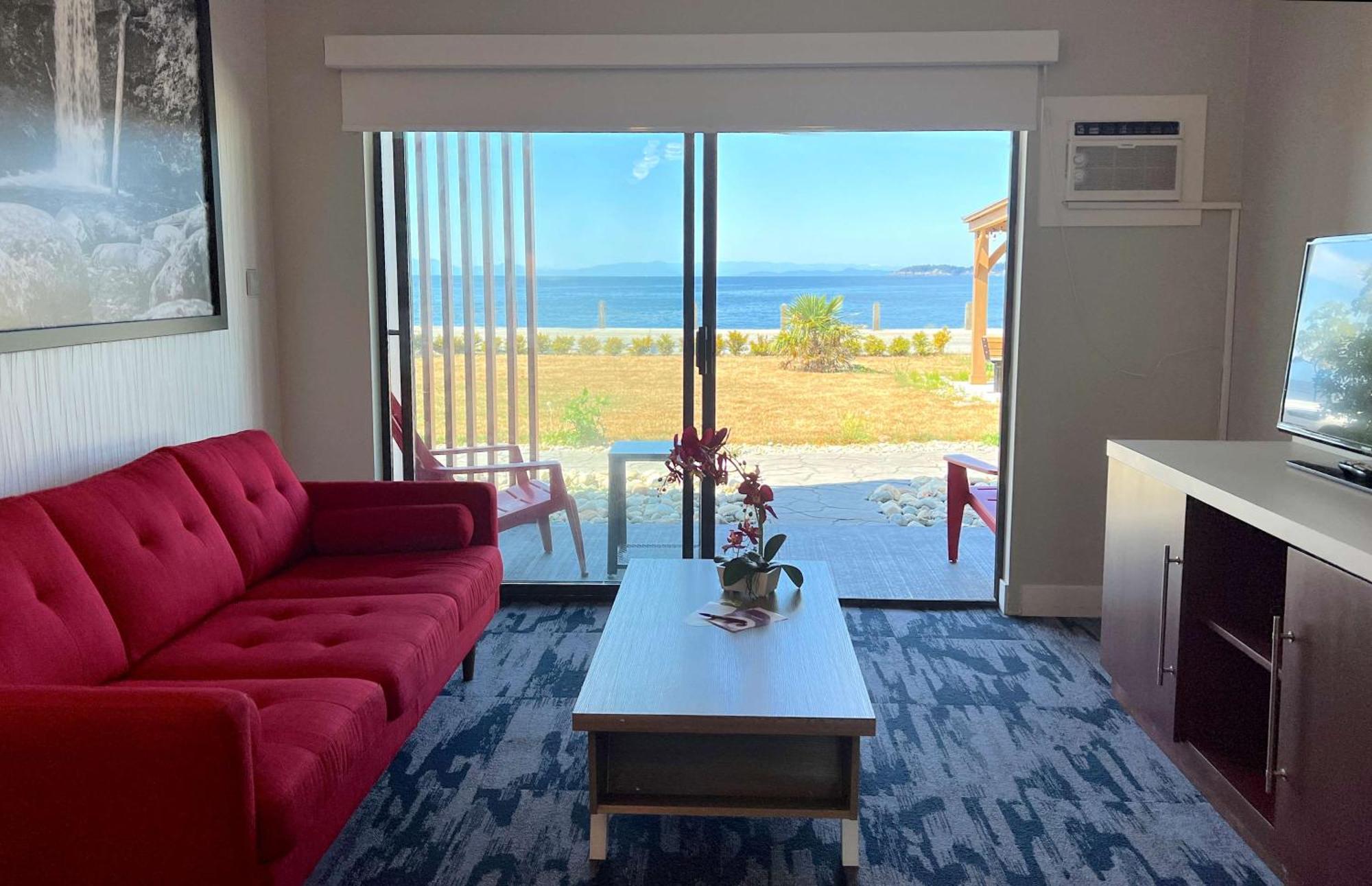 The Oceanside, A Coast Hotel Сешелт Екстериор снимка