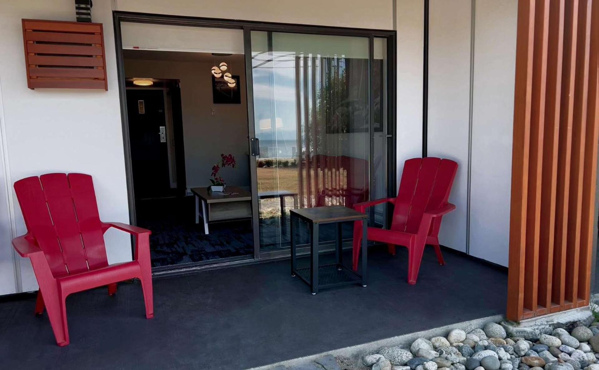 The Oceanside, A Coast Hotel Сешелт Екстериор снимка