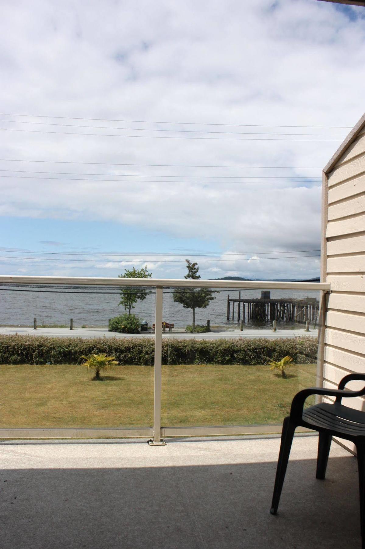 The Oceanside, A Coast Hotel Сешелт Екстериор снимка